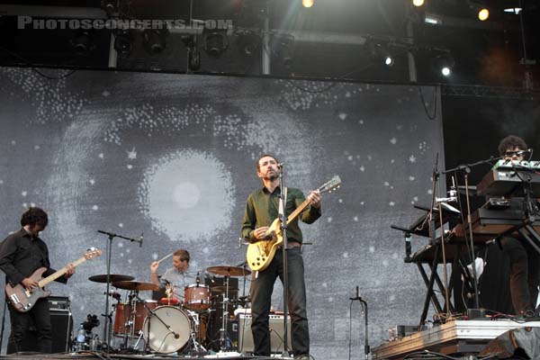 THE SHINS - 2012-08-24 - SAINT CLOUD - Domaine National - Scene de la Cascade - 